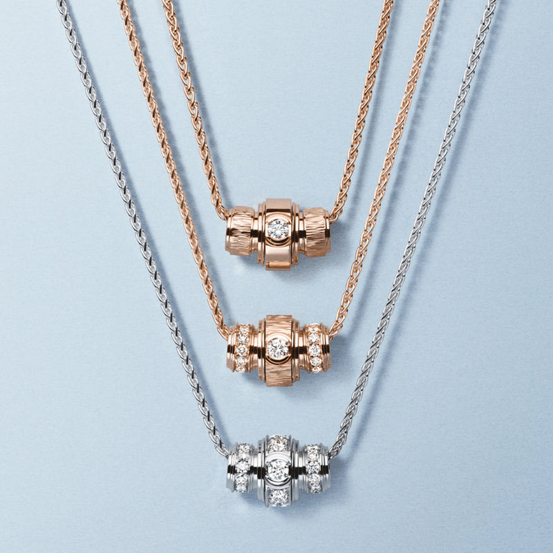 Piaget Possession Pendant