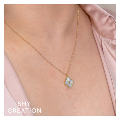 Shy Creation KATE 0.18CT Diamond & 0.94CT Mother of Pearl Bezel Ribbed Clover Faceted Ball Chain Necklace