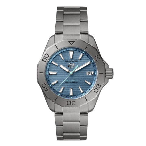 TAG Heuer Aquaracer Professional 200 Solargraph
