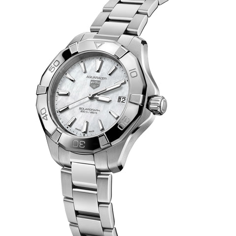 TAG Heuer Aquaracer Professional 200 Solargraph